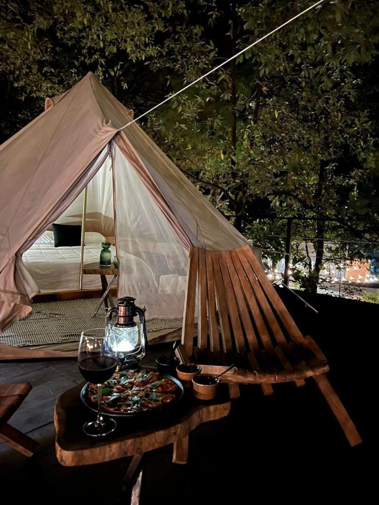 Hotel Oxu Solo Adultos Valle de Bravo Extérieur photo